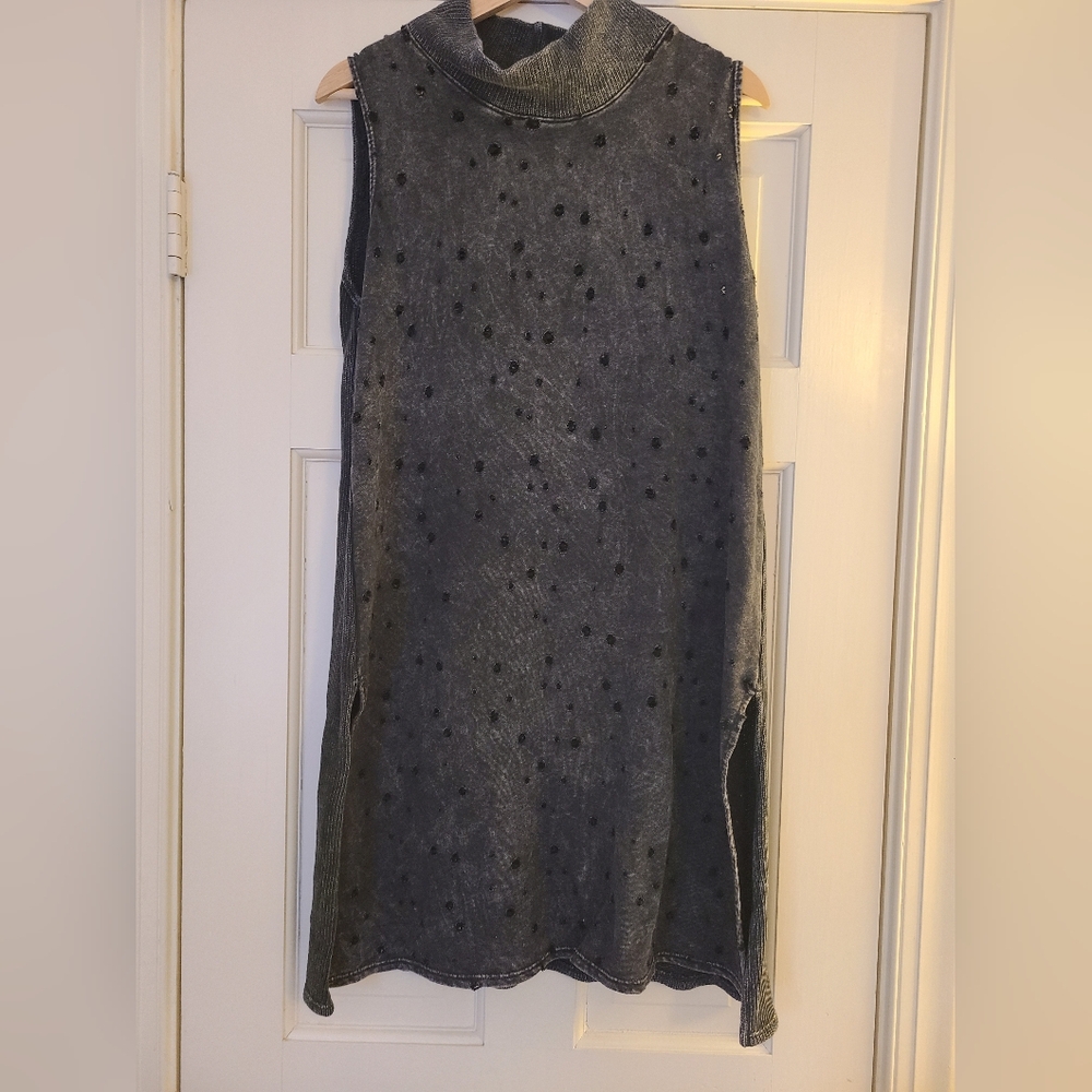 Elegant Sleeveless Gray Women's Tunic